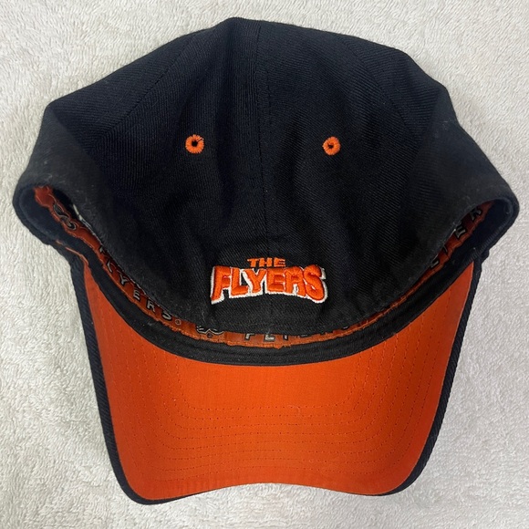 Vintage Philadelphia Flyers Hat - Picture 2 of 3